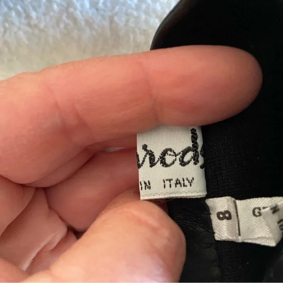 Harrods Classic Women’s Leather Gloves - Picture 4 of 5